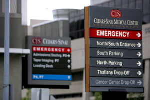 Signs point toward the emergency room at Cedars-Sinai Hospital in Los Angeles Jan. 4, 2008. The American Health Care Act that passed by a four-vote margin May 4 in the House has "major defects," said Bishop Frank J. Dewane of Venice, Florida, chairman of the U.S. bishops' Committee on Domestic Justice and Social Development. (CNS photo/Paul Buck, EPA)