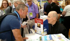U.S. Jesuit urges Catholics to examine attitudes toward LGBT community