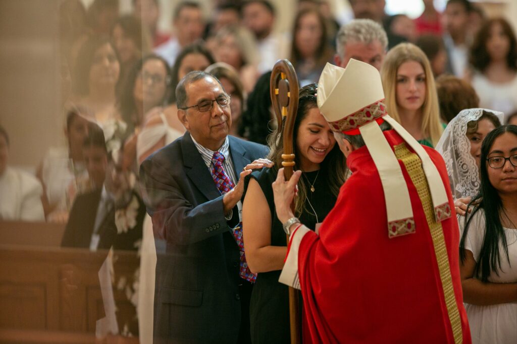 In Texas, 1,007 adults take new step <br />in Catholic faith with confirmation