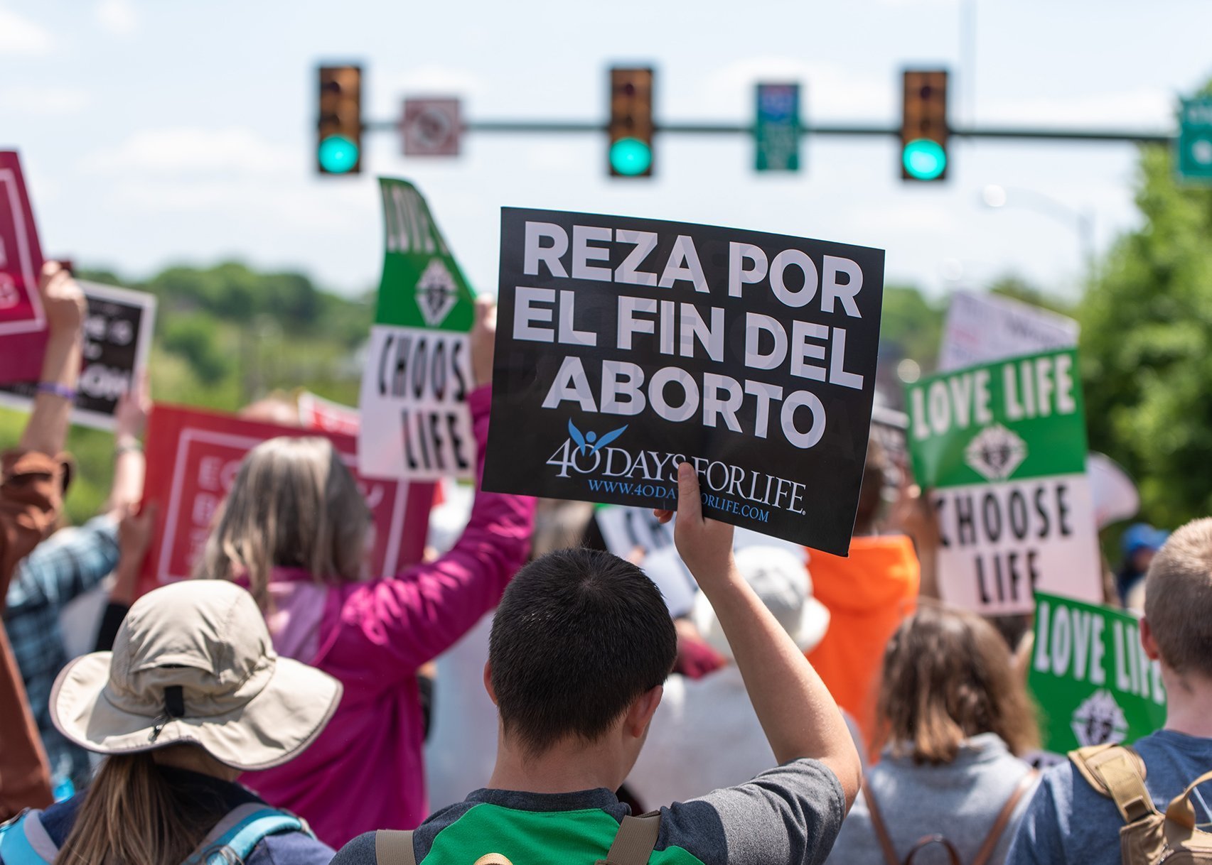 Tres años tras la decisión de Dobbs, los estados siguen tratando de manejar cambios en la política sobre el aborto